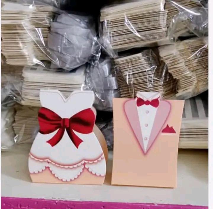 CONTENANTS DE DRAGÉES